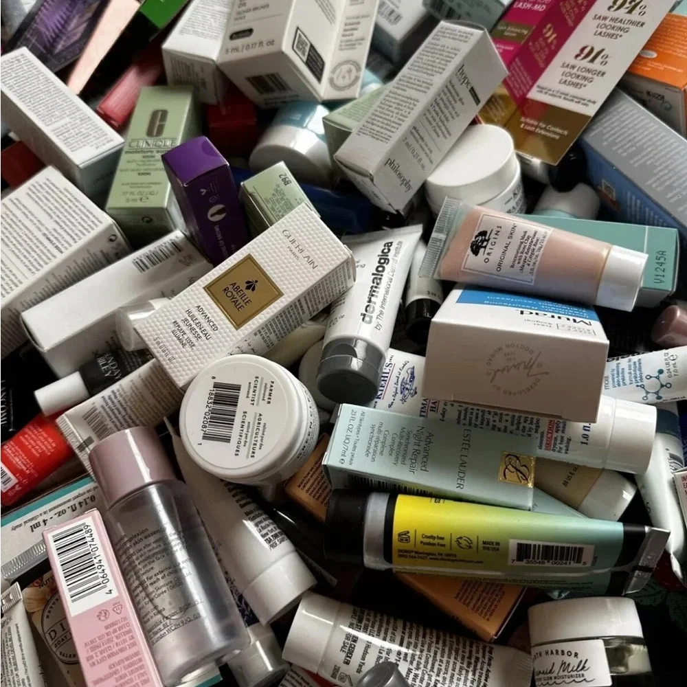 Designer Haircare,Skincare,Makeup, and more in travel, mini, sample size - Picture 3 of 7